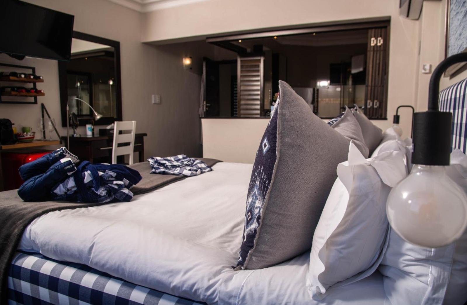 Head Over Hills Knysna Exterior photo